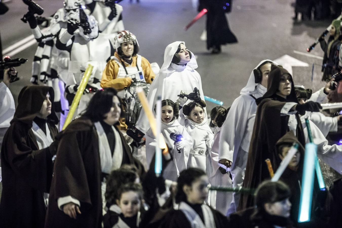 Multitudinario fue el desfile de Carnaval de Logroño, que cada vez está cogiendo más peso dentro de las festividades de la capital riojana.