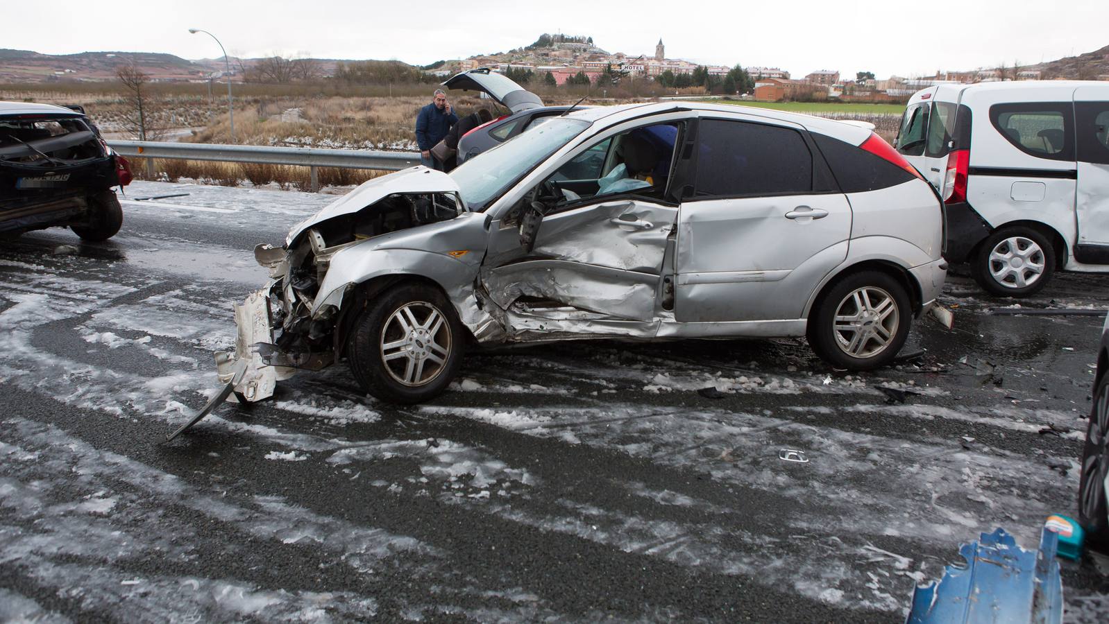 Una treintena de coches, afectados en un siniestro que dejó una veintena de heridos leves