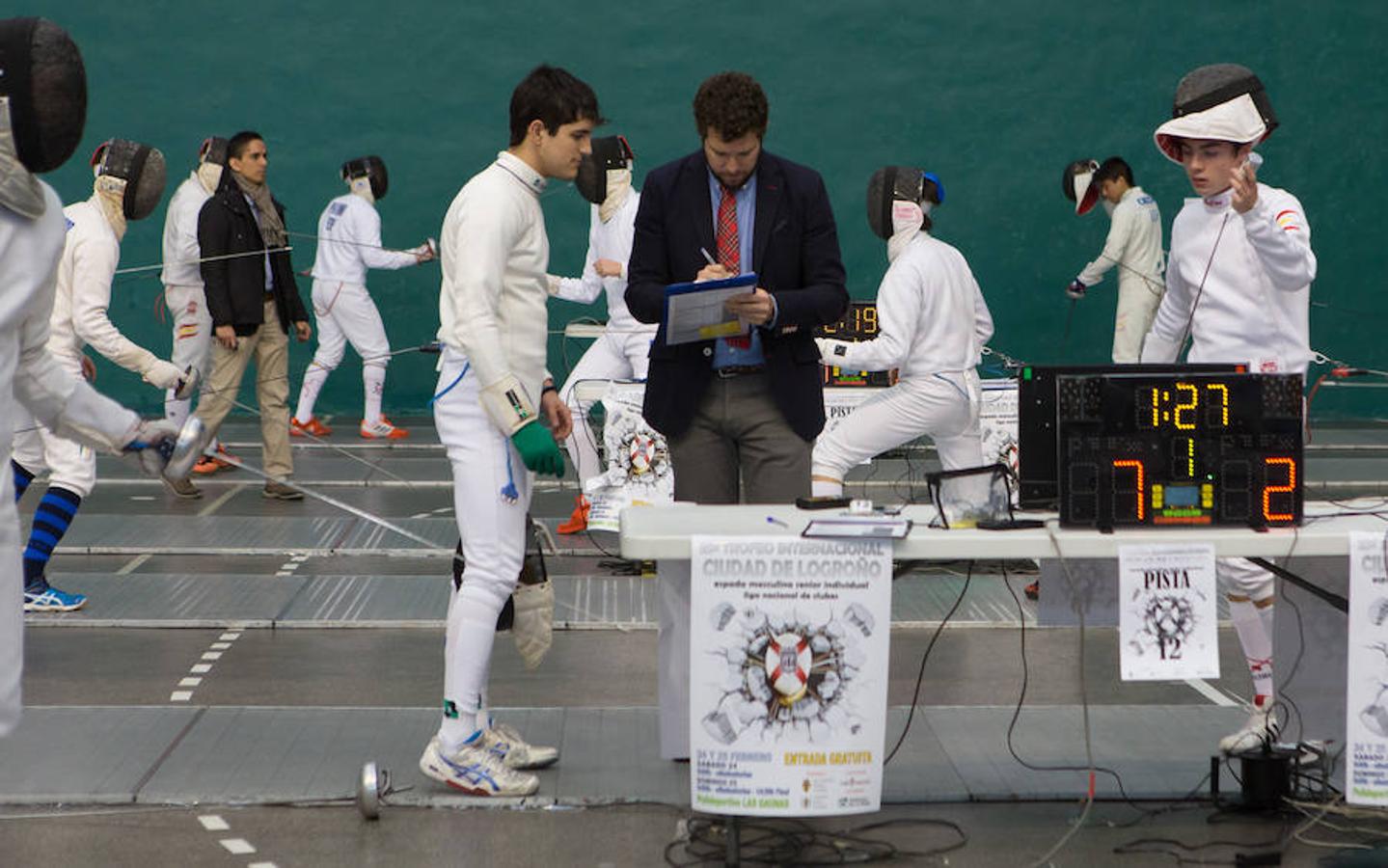 Imágenes correspondientes al Torneo Internacional Ciudad de Logroño que se celebra este fin de semana en el Polideportivo de Las Gaunas de Logroño. En categoría oro, el campeón ha sido el Burgos mientras que en la de plata, el éxito ha sido para el Olimpo de Madrid.