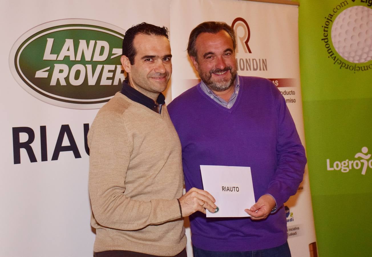 Entrega de premios del torneo Bodegas Ramón Bilbao, primero de la la VIII Liga de Golf y vino de lomejordelvinoderioja.com