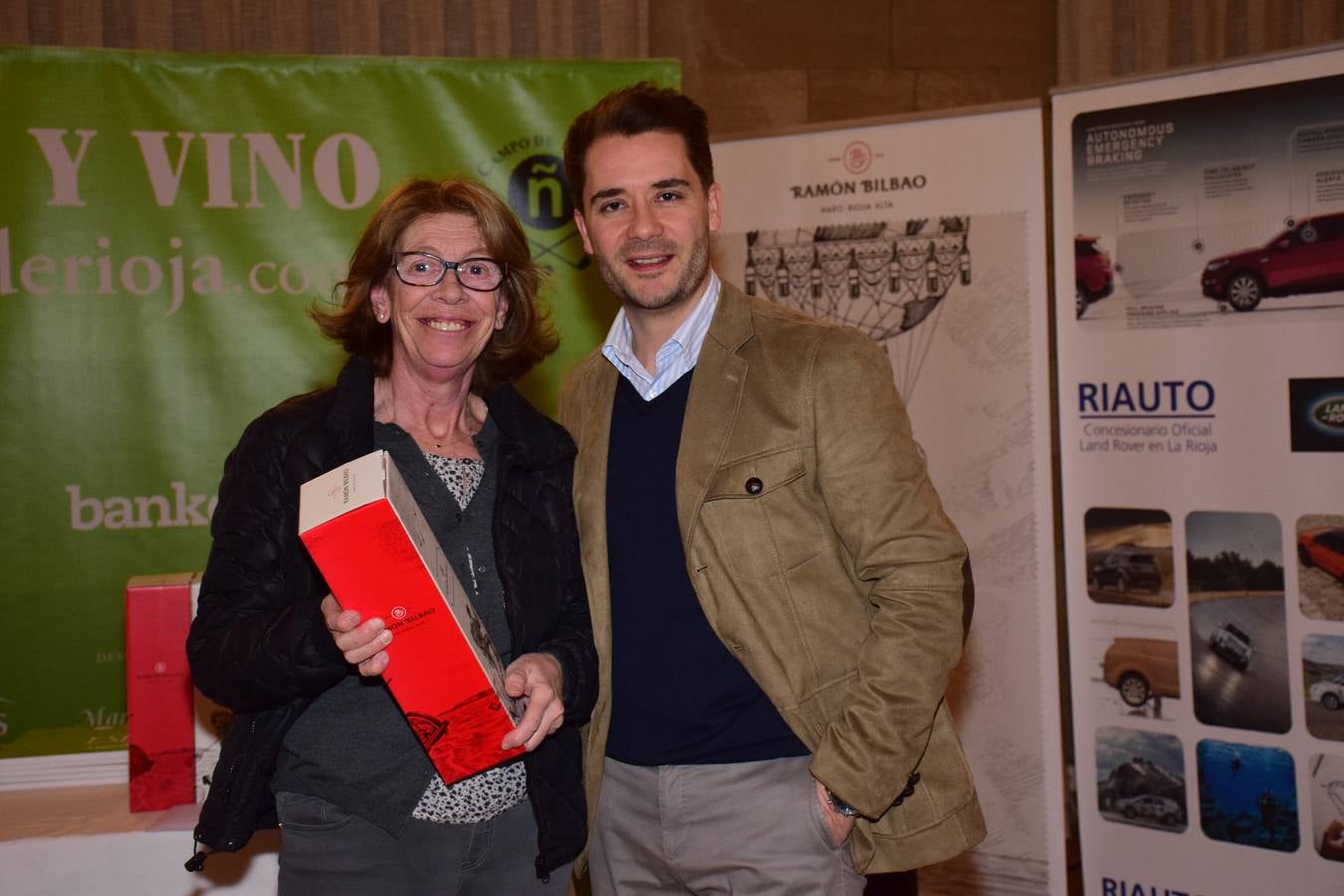 Entrega de premios del torneo Bodegas Ramón Bilbao, primero de la la VIII Liga de Golf y vino de lomejordelvinoderioja.com