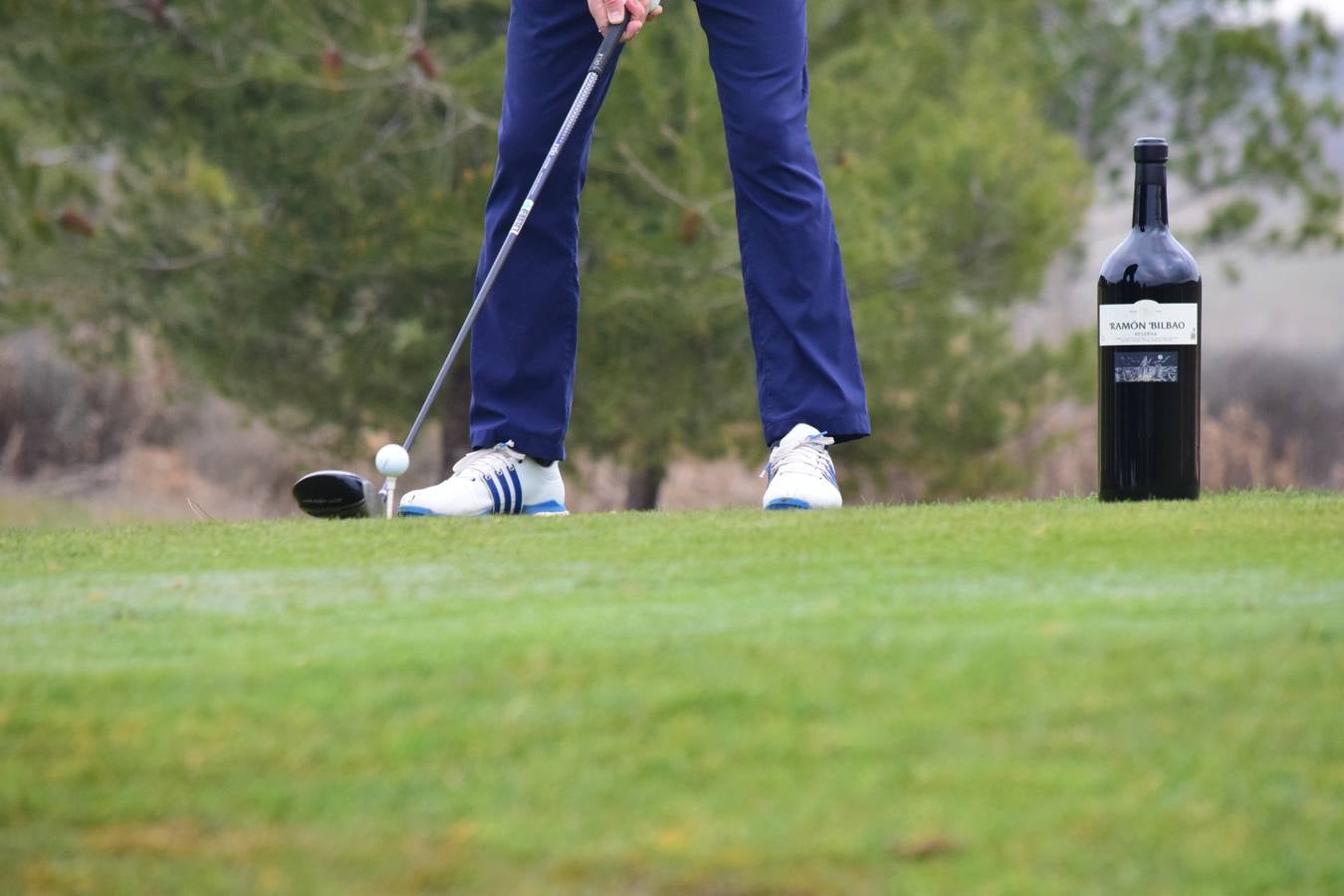 Los participantes en el primer torneo de la Liga de Golf y Vino disfrutaron de una estupenda jornada.