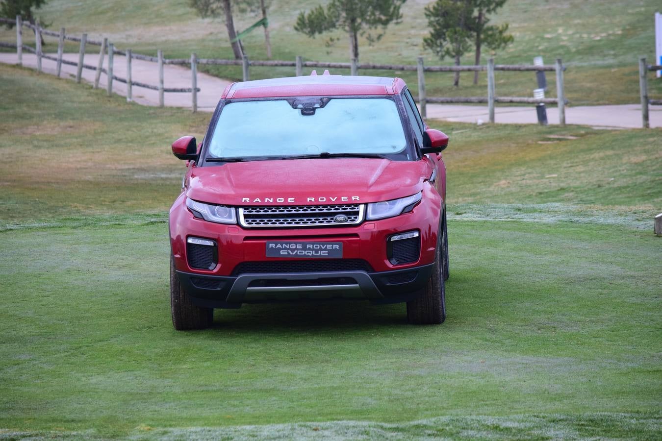 Los participantes en el primer torneo de la Liga de Golf y Vino disfrutaron de una estupenda jornada.