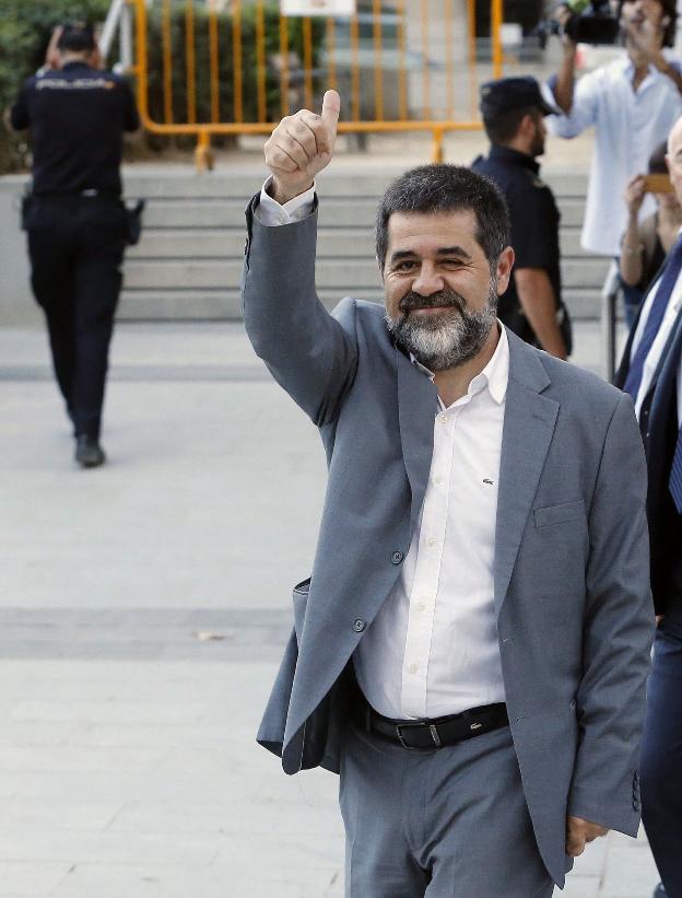 Jordi Sánchez, el pasado 6 de octubre, a su llegada a la Audiencia Nacional. :: mariscal / efe