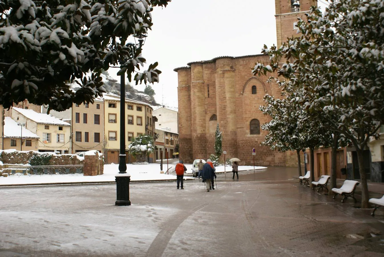 El temporal de nieve en La Rioja ha dejado preciosas estampas, como estas de Nájera