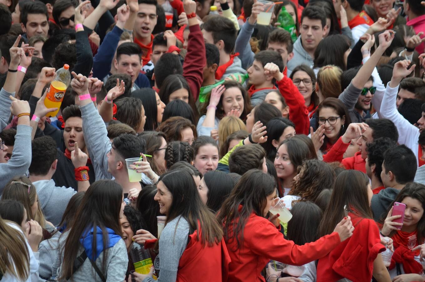 Calahorra ha lanzado este viernes el chupinazo de sus fiestas de San Emeterio y San Celedonio, que se extienden durante todo el fin de semana