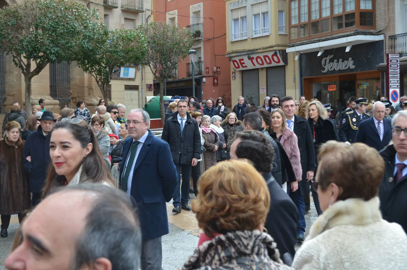 En el día grande, los santos Emeterio y Celedonio salieron a la calle en una procesión muy participativa por Calahorra