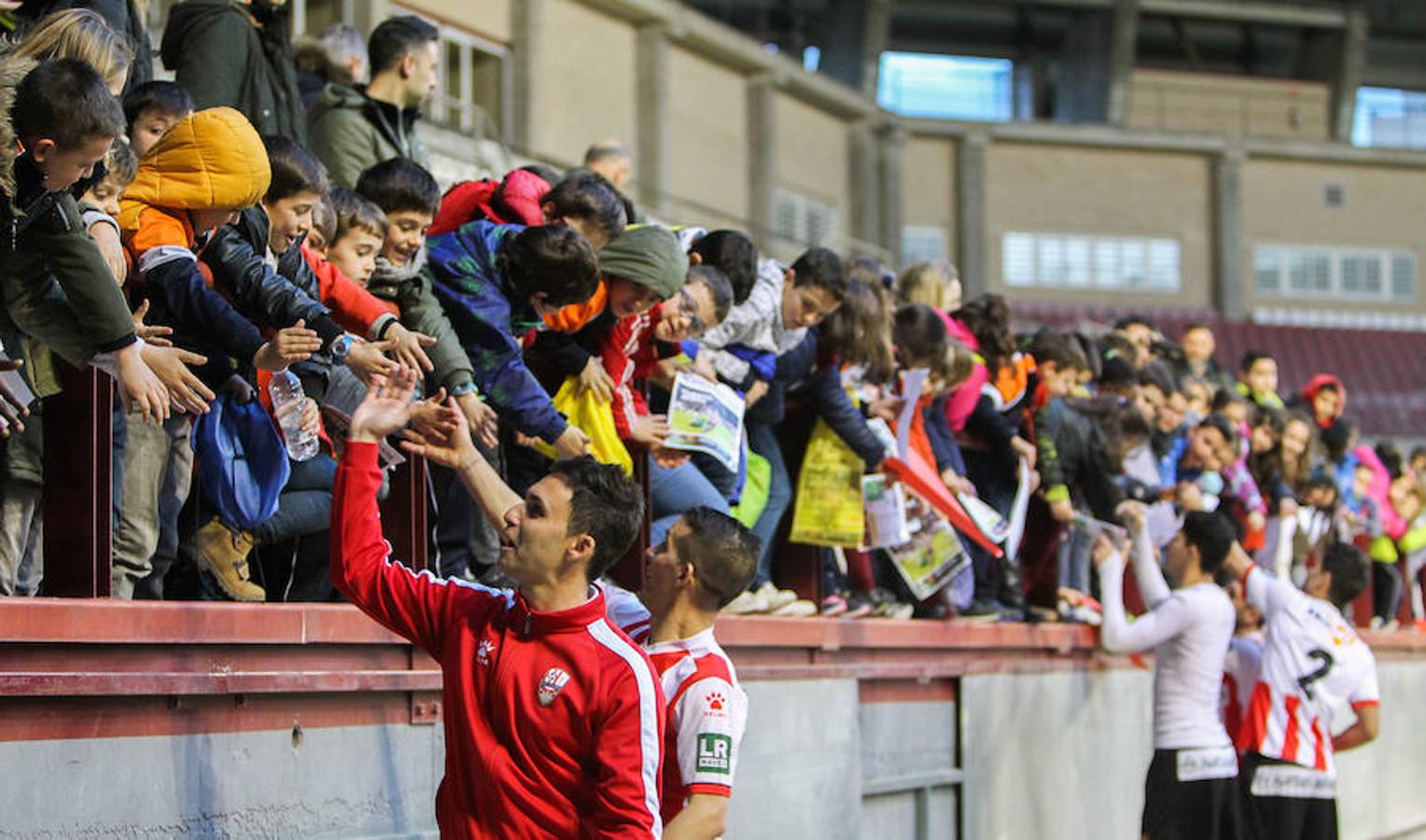 Un triunfo balsámico y con suspense. La UDL superó el domingo al Tudelano (2-1) y se queda a dos puntos del 'play off' de ascenso. Tres puntos llenos de intensidad e incertidumbre en los últimos compases de un partido que rompe con la dinámica precedente.