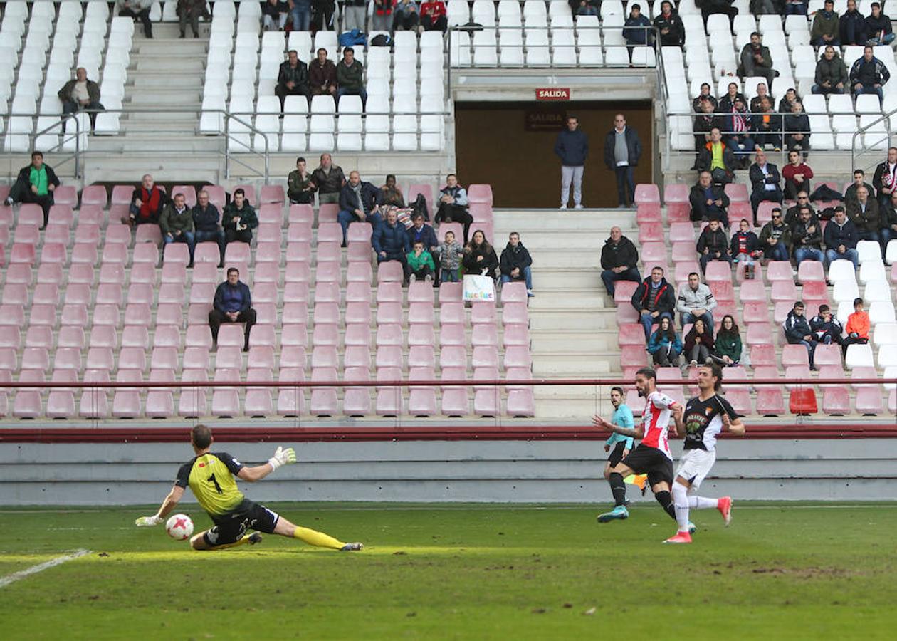 Un triunfo balsámico y con suspense. La UDL superó el domingo al Tudelano (2-1) y se queda a dos puntos del 'play off' de ascenso. Tres puntos llenos de intensidad e incertidumbre en los últimos compases de un partido que rompe con la dinámica precedente.