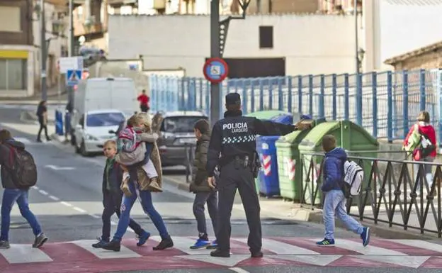 La brecha salarial entre policías locales llega a superar los 5.700 euros al año en La Rioja