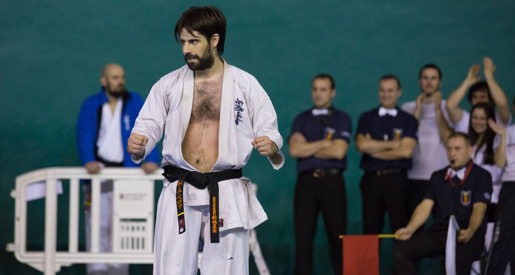 Más de 200 karatekas participaron ayer en el Campeonato de España de shinkyokushinkai.