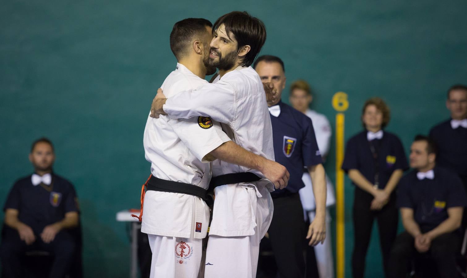 Más de 200 karatekas participaron ayer en el Campeonato de España de shinkyokushinkai.