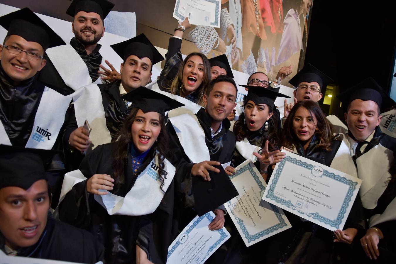 Fotos: La UNIR congrega a 4.000 personas en su primera gala de graduación en Ecuador