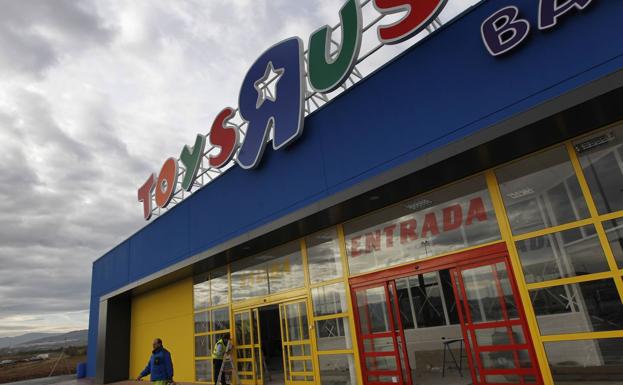 Tienda de Toys 'R' Us en Logroño. 