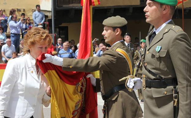 Protocolo de una jura de bandera civil. 