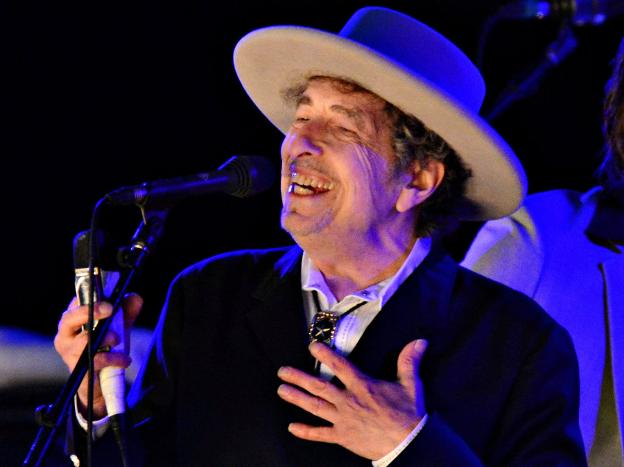 Bob Dylan durante su actuación en el Hop Festival. :: REUTERS