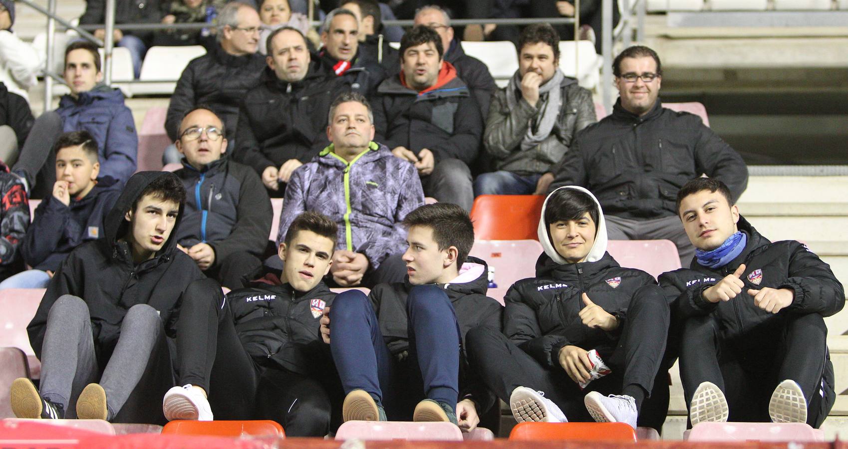Imágenes del partido disputado en Las Gaunas, que concluyó con victoria de la UD Logroñés por 2-0.