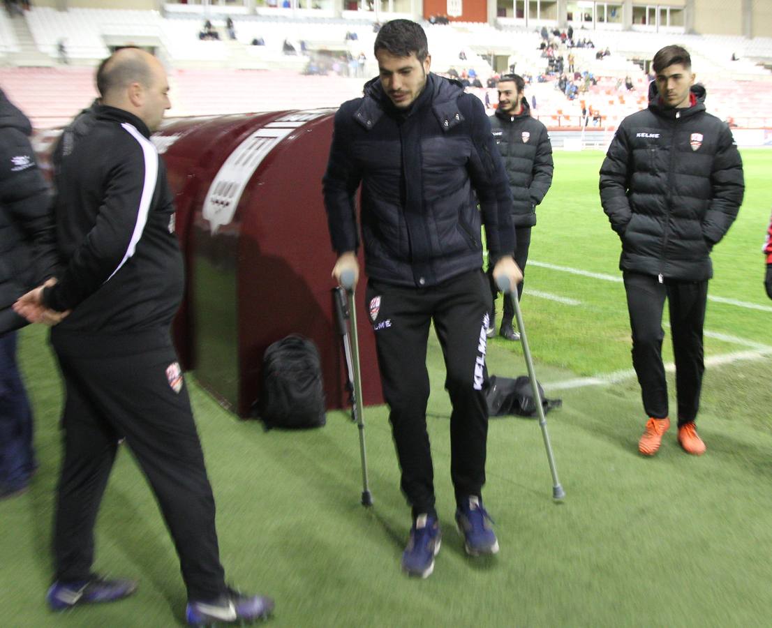 Imágenes del partido disputado en Las Gaunas, que concluyó con victoria de la UD Logroñés por 2-0.