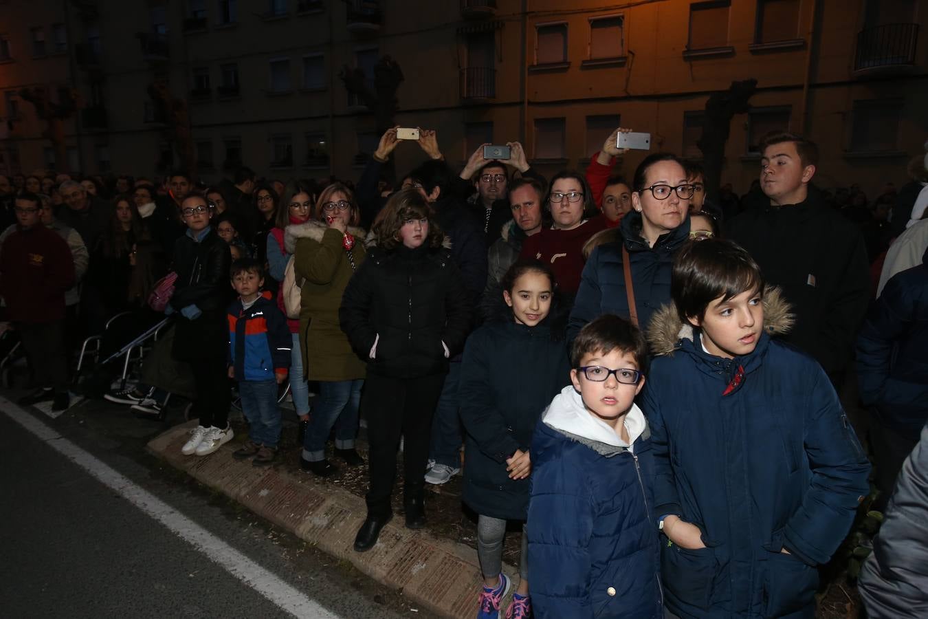 Fotos: Semana Santa: El viacrucis de Jesús Cautivo en Logroño