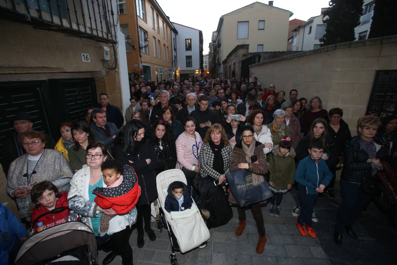 Fotos: Semana Santa en Logroño: Procesión del Santo Rosario del Dolor