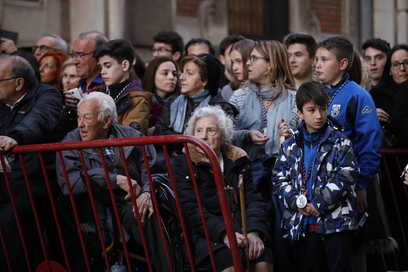 Fotos: Semana Santa en Logroño: Viacrucis procesional de la Cofradía de la Flagelación