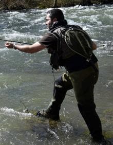 Imagen secundaria 2 - Pescadores, al agua