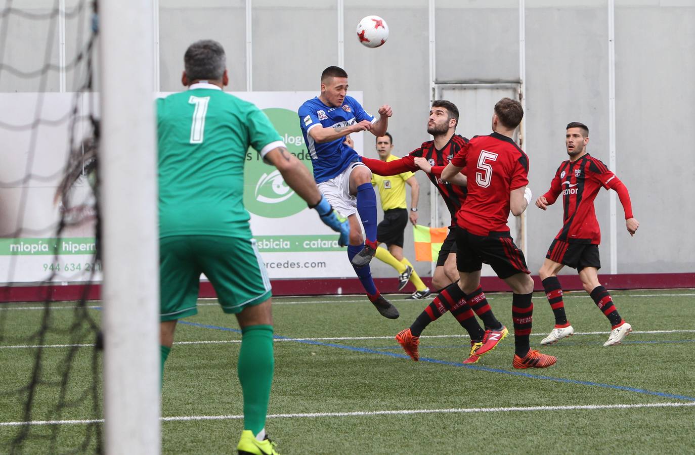 La UDL logró un insuficiente empate sin goles ante el Arenas