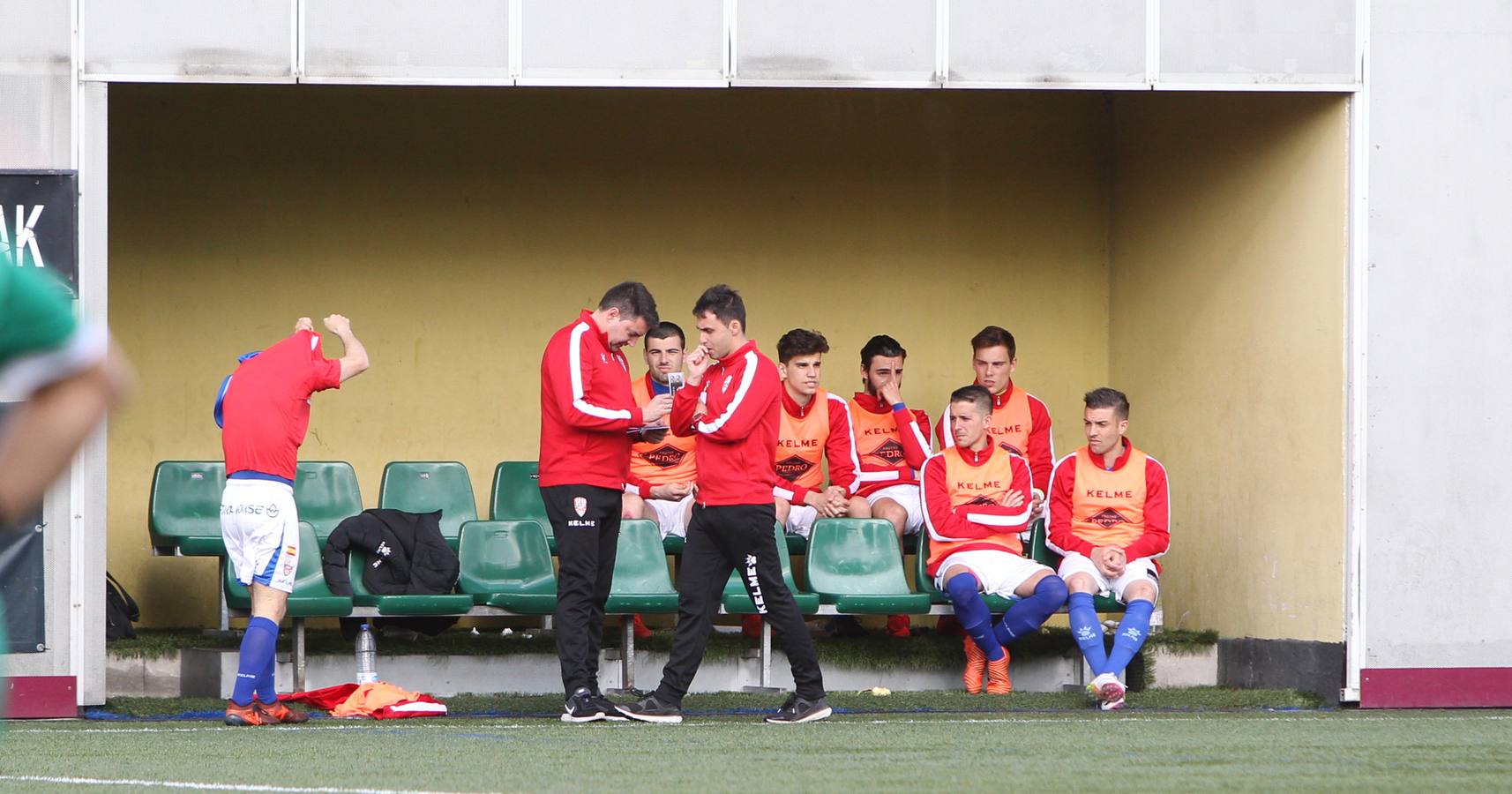 La UDL logró un insuficiente empate sin goles ante el Arenas