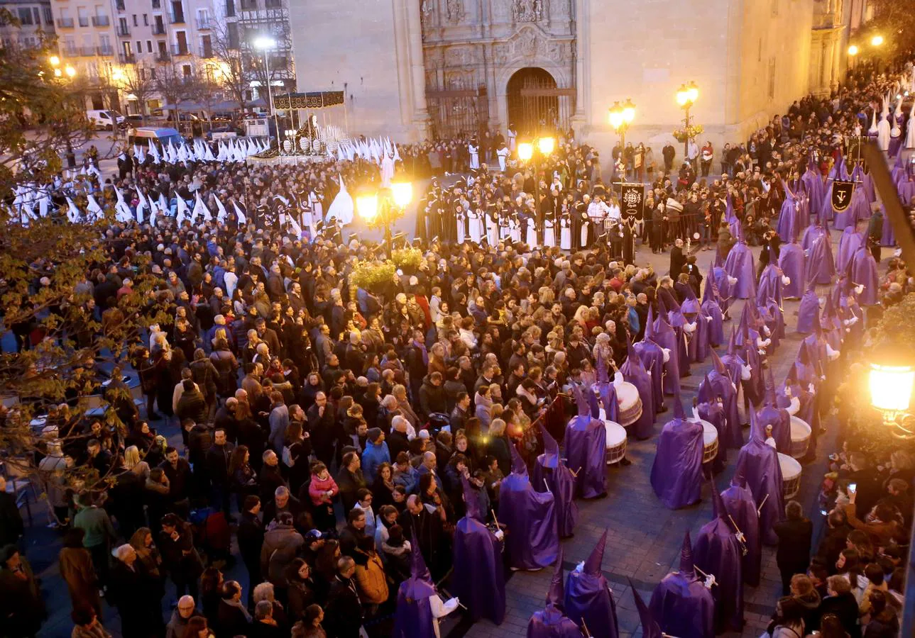 Fotos: Semana Santa de Logroño 2018: Procesión del Santo Entierro en Viernes Santo