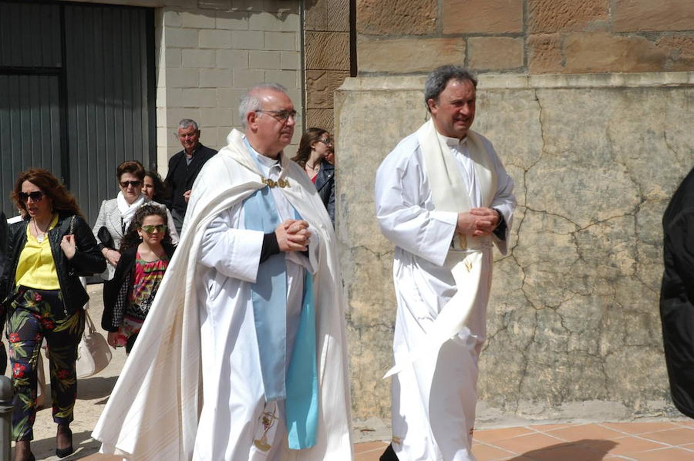 Imágenes de la procesión de la Virgen de la Anunciación con motivo del día grande de las fiestas patronales de El Villar de Arnedo.