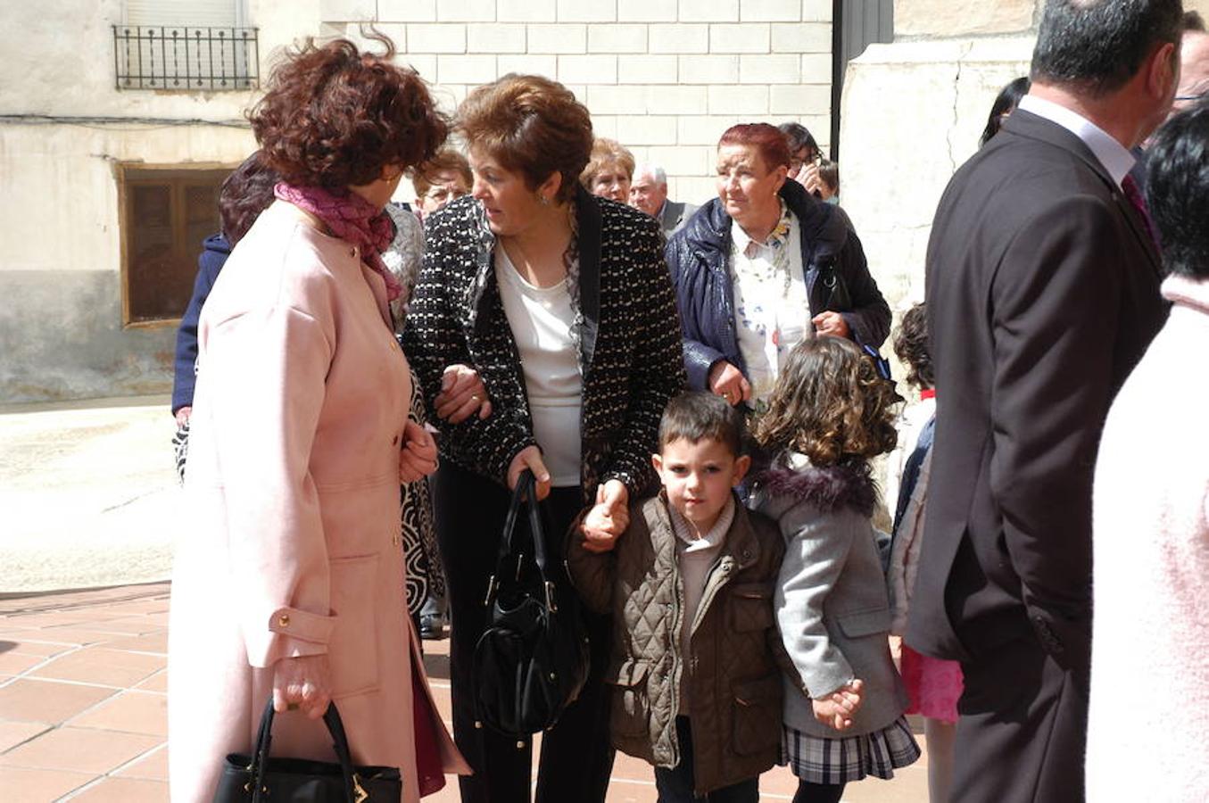 Imágenes de la procesión de la Virgen de la Anunciación con motivo del día grande de las fiestas patronales de El Villar de Arnedo.
