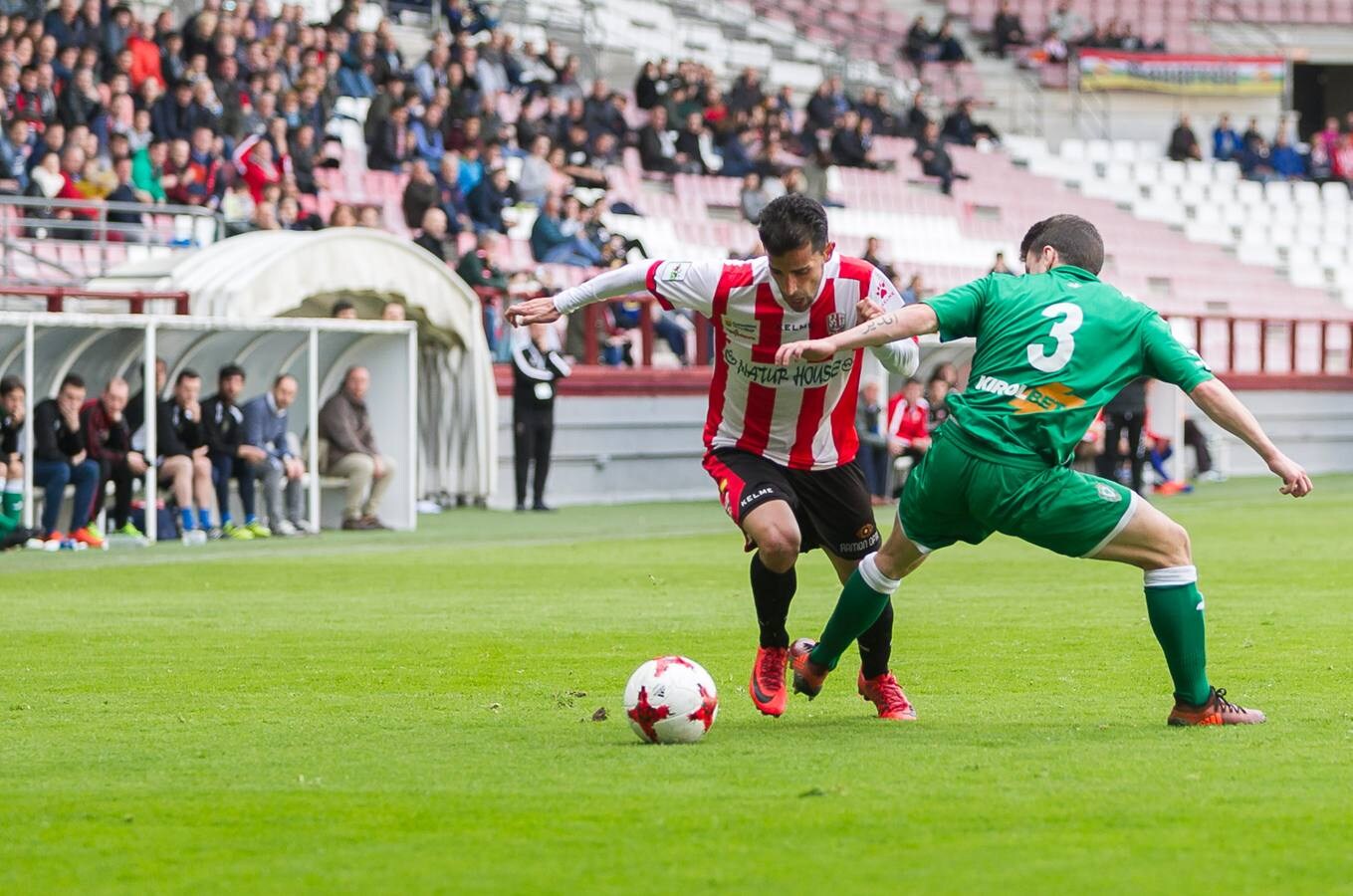 Tras el encuentro en Las Gaunas, la UDL se mantiene a seis puntos del 'play off'