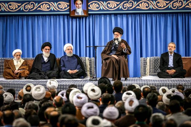 Condena iraní. El líder supremo, ayatolá Alí Jamenéi, durante su discurso de ayer. :: efe. 