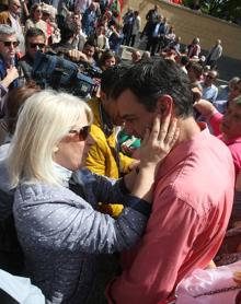 Imagen secundaria 2 - Tres instantáneas de la visita de Pedro Sänchez a Logroño. 