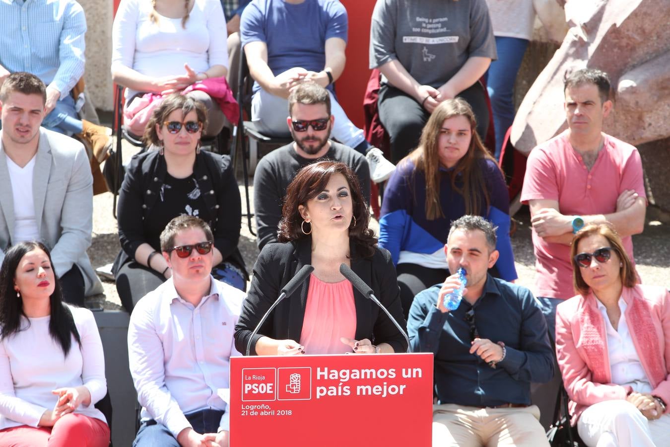 el secretario general del PSOE ha pronunciado un discurso en la plaza Joaquín Elizalde.