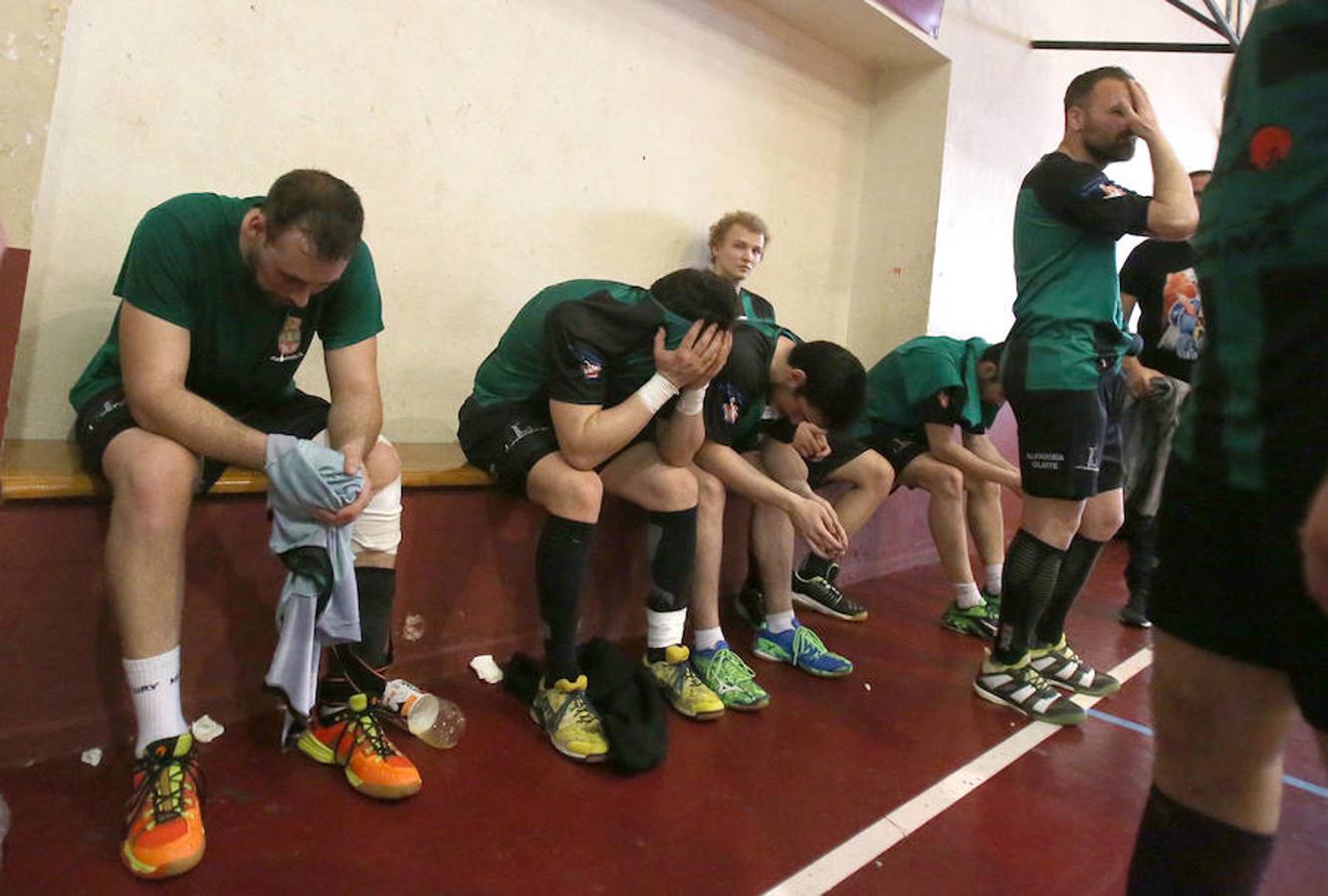 El Calasancio se impuso al Navarrete por 30-29 y se hizo con título de Liga de Segunda división de balonmano. El partido tuvo un desenlace de inafarto puesto que el equipo subcampeón gozaba de un 29-26 a falta de tres minutos para el final.