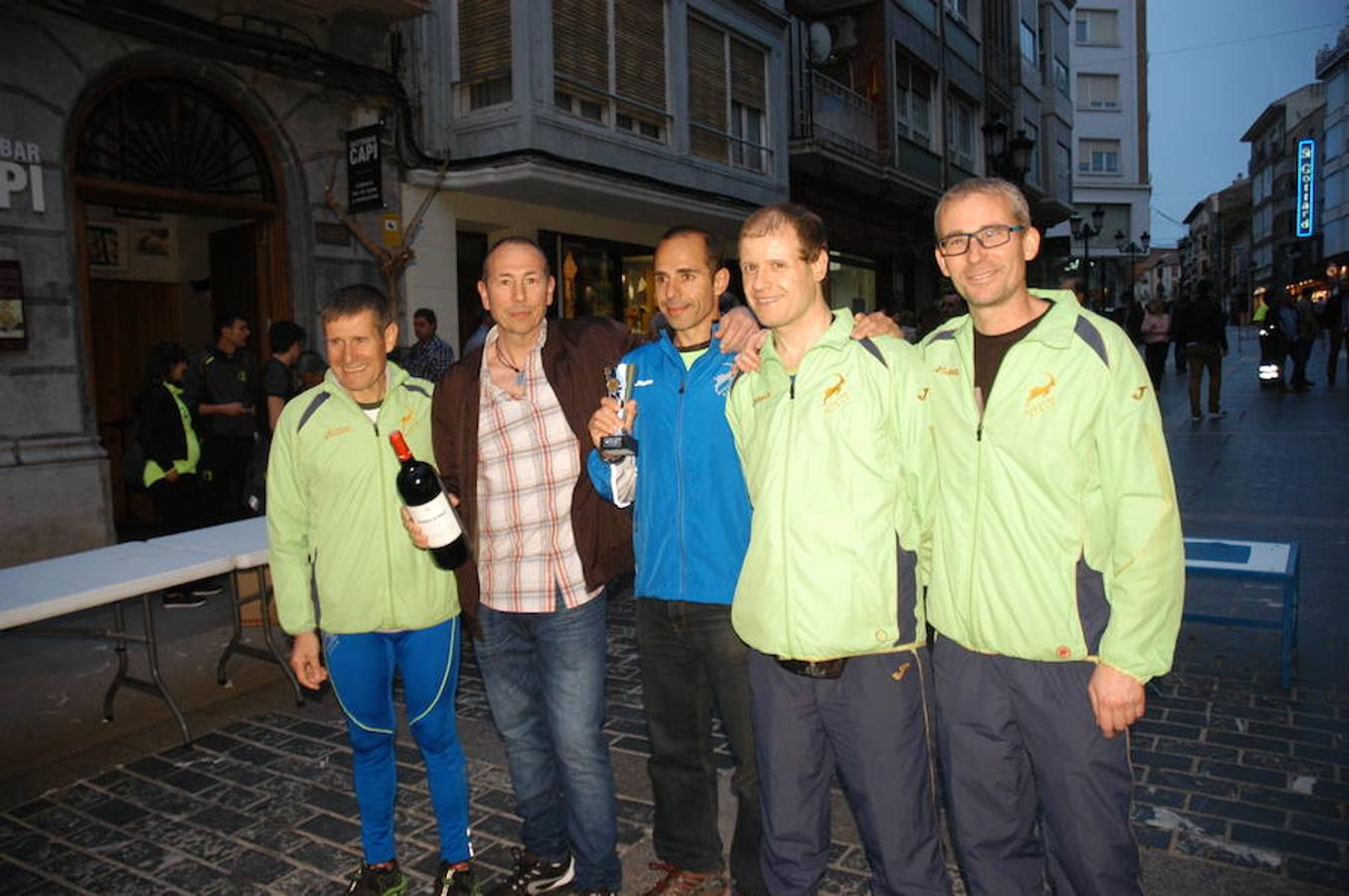 Los atletas Benmeziane y De Blas entraron de la mano en la carrera masculina mientras que Paula Sanz fue la mejor en categoría femenina en una prueba que hizo las veces de Campeonato de La Rioja de los 10 kilómetros.