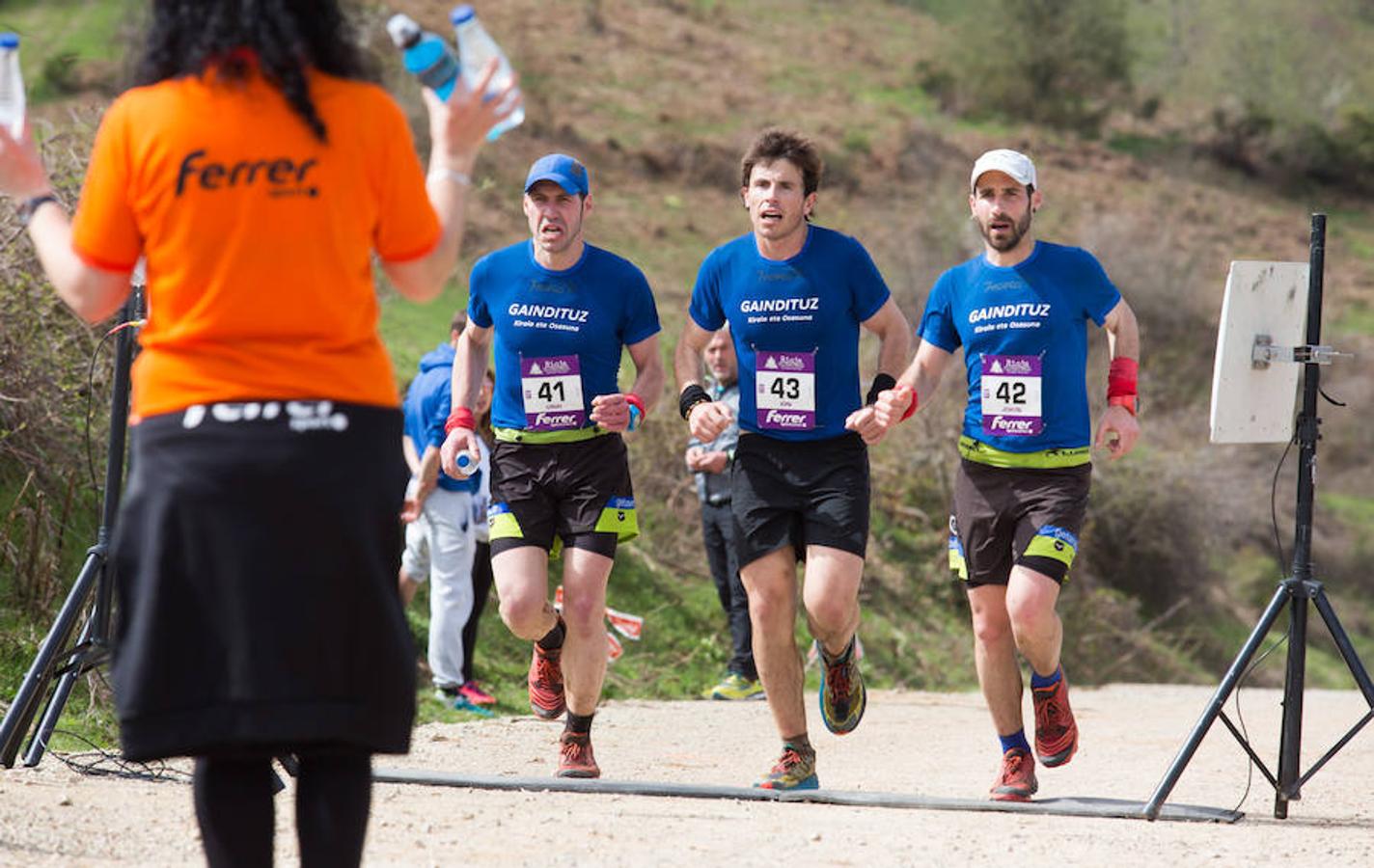 La tercera y última etapa del IV Ultratrail se ha celebrado hoy con salida y llegada en San Millán de la Cogolla, con 36 kilómetros. y 1.800 metros de desnivel, pasando por Pazuengos y Turza y acercándose a Urdanta. Este año no se ascenderá al San Lorenzo por seguridad, debido a la gran cantidad de nieve acumulada