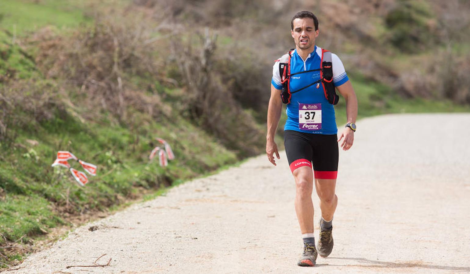 La tercera y última etapa del IV Ultratrail se ha celebrado hoy con salida y llegada en San Millán de la Cogolla, con 36 kilómetros. y 1.800 metros de desnivel, pasando por Pazuengos y Turza y acercándose a Urdanta. Este año no se ascenderá al San Lorenzo por seguridad, debido a la gran cantidad de nieve acumulada