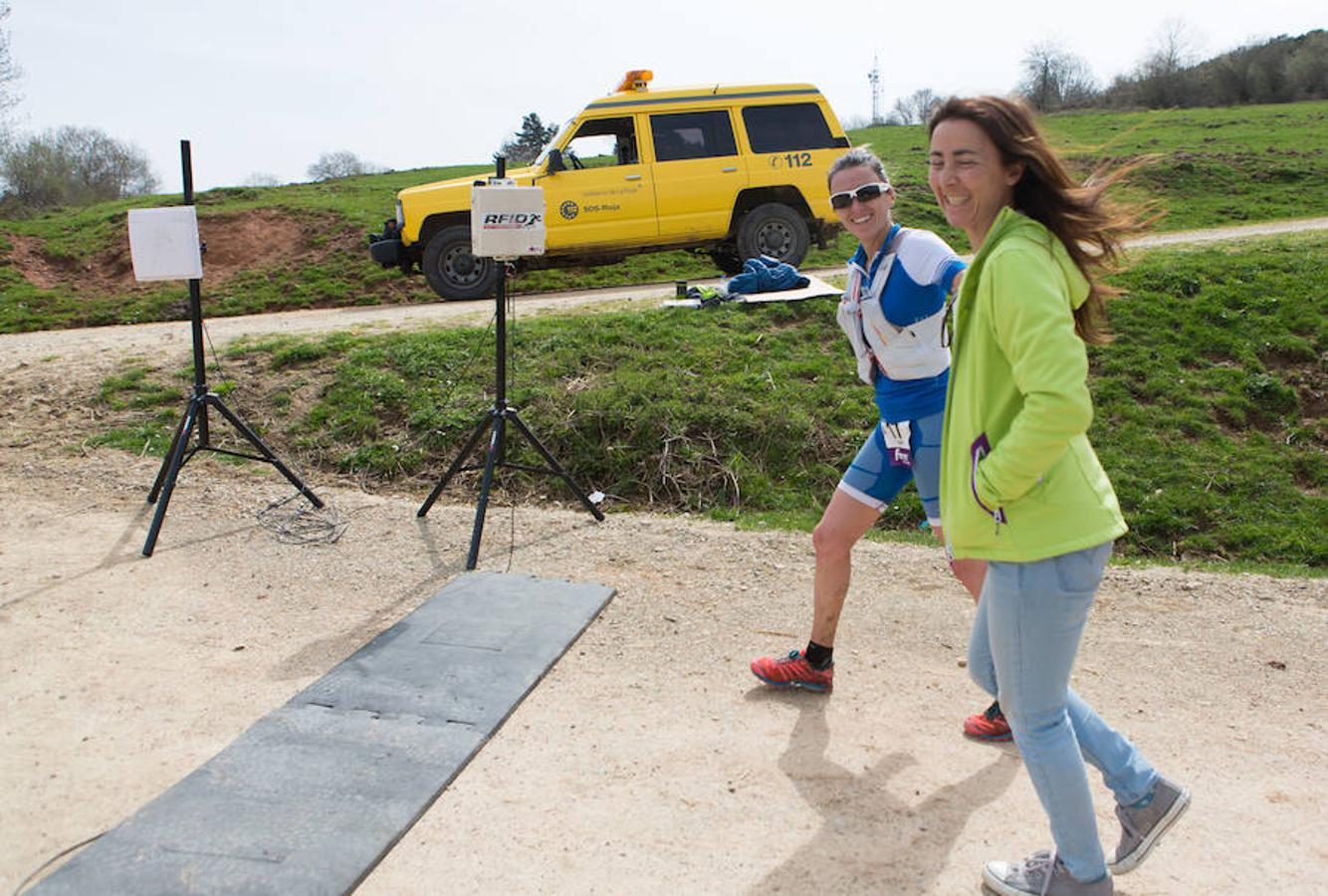 La tercera y última etapa del IV Ultratrail se ha celebrado hoy con salida y llegada en San Millán de la Cogolla, con 36 kilómetros. y 1.800 metros de desnivel, pasando por Pazuengos y Turza y acercándose a Urdanta. Este año no se ascenderá al San Lorenzo por seguridad, debido a la gran cantidad de nieve acumulada