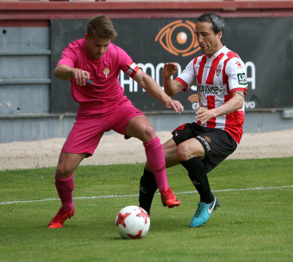 La UDL perdió ayer cualquier opción de colarse entre el cuarteto de elegidos para disputar el play off de ascenso a Segunda división tras perder en Las Gaunas (1-2) ante un potente Sporting en un partido en el que sobró la polémica.