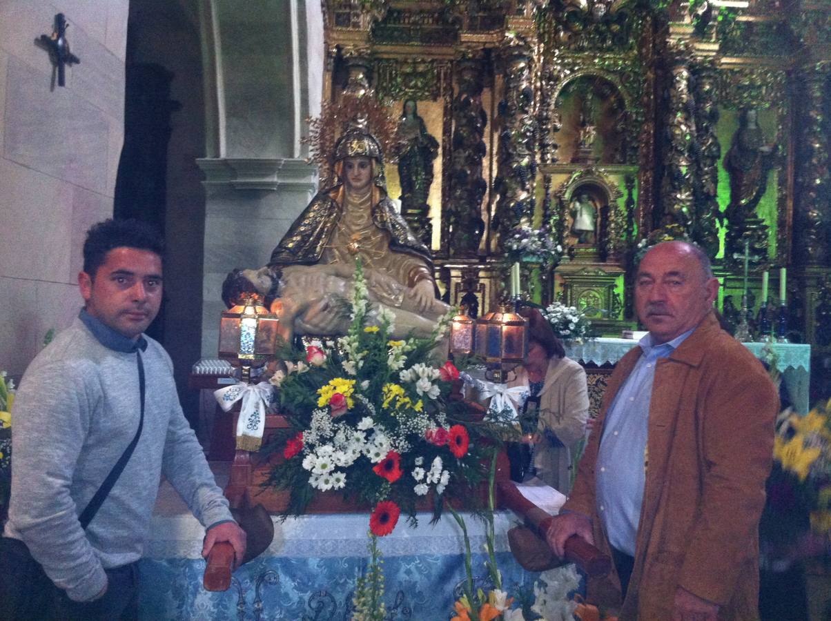 Fotos: Gravalos: procesion por la Virgen del Humilladero