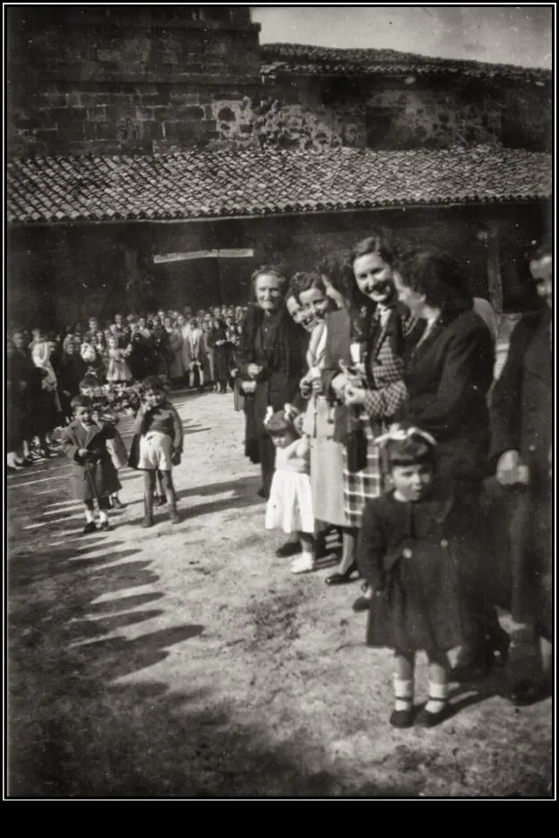 Procesión en Valgañón en 1952