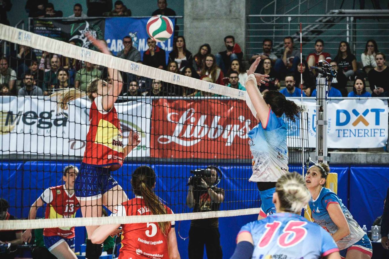 Fotos: El Minis de Arluy consigue su quinta Superliga consecutiva