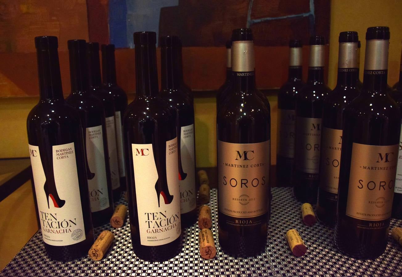 Félix Martínez, de Bodegas Martínez Corta, presentó sus vinos en el Club de Catas de lomejordelvinoderioja.com.