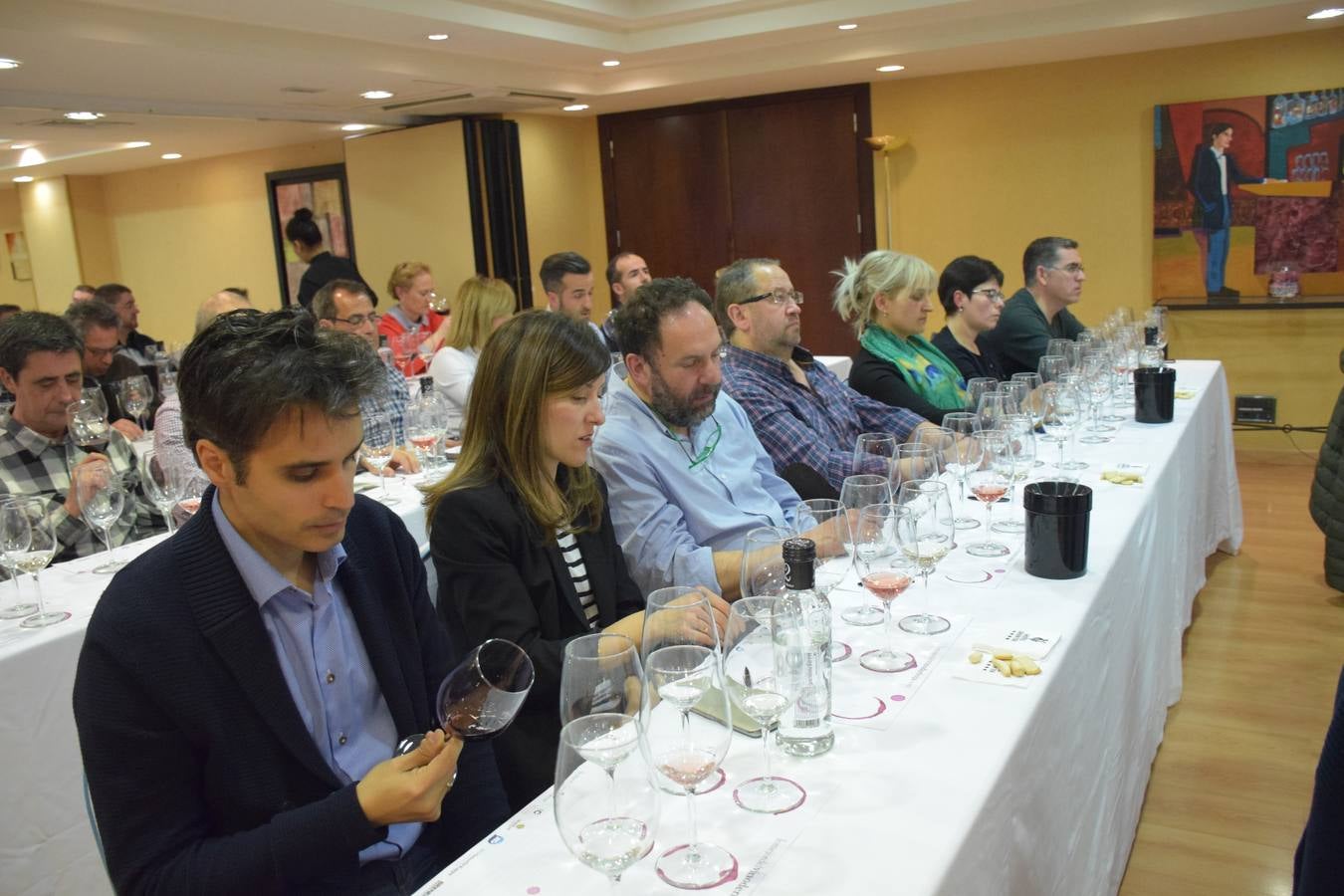 Félix Martínez, de Bodegas Martínez Corta, presentó sus vinos en el Club de Catas de lomejordelvinoderioja.com.