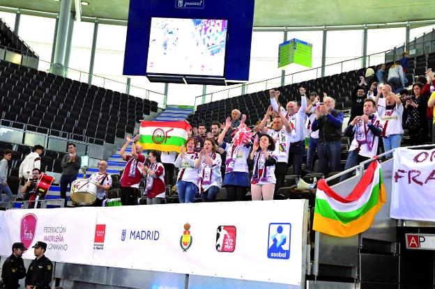 FRANJIVINOS EN LA GRADA  DEL MADRID ARENA