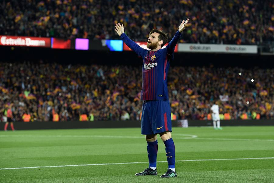 Barcelona y Real Madrid empataron (2-2) en el clásico disputado en el Camp Nou, un partido vibrante en el que hubo goles, emoción, tensión y mucha polémica. 