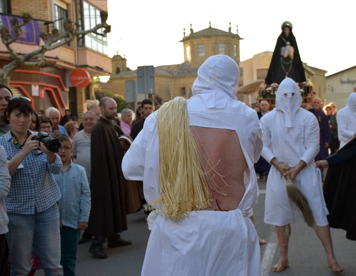 Fotos: La devoción cotidiana de San Vicente