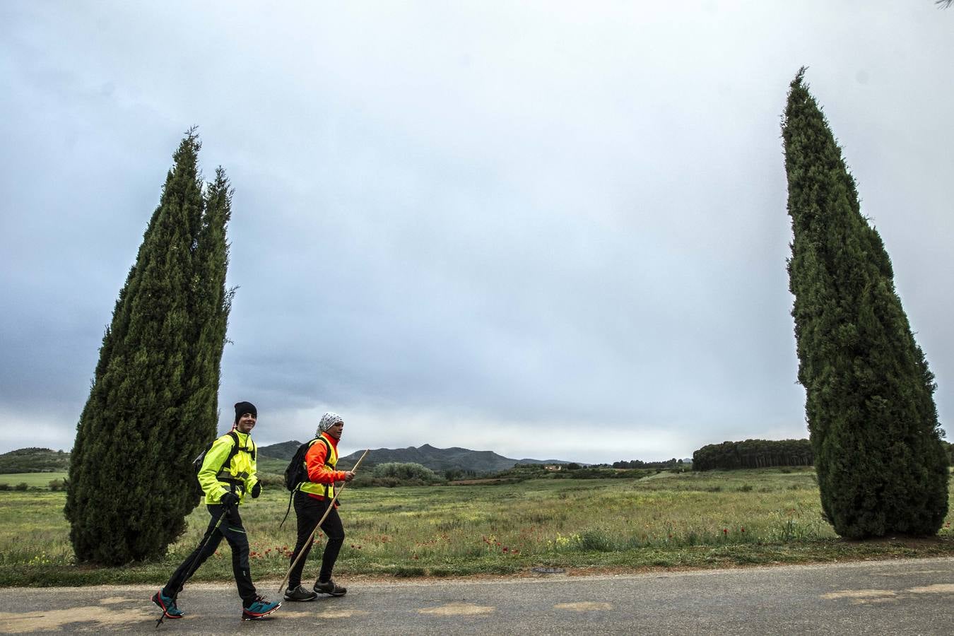 Seiscientas personas han cubierto esta noche los 63 kilómetros de Valvanera Camina.